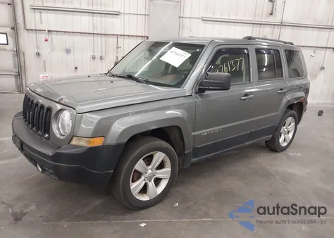 2012 Jeep Patriot Latitude из США, поврежденный, VIN 1C4NJRFB6CD683240